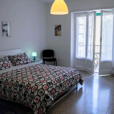 Little & Pretty House In